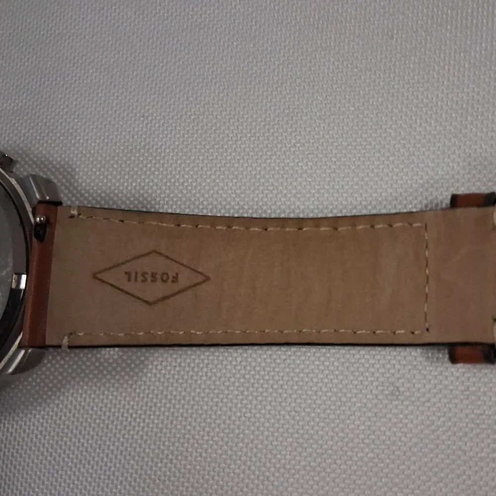 Fossil Men’s Grant Chronograph Watch – Silver / Luggage Model: FS5210 {002}
